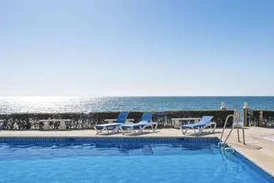 Image de Picasso | Beachfront penthouse in Estepona