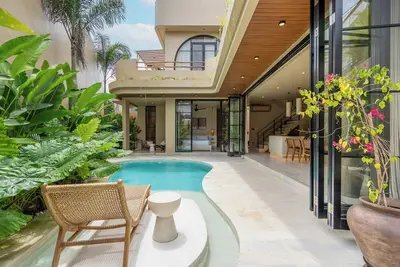 Image de Stylish tropical 3 bedroom villa. 200m2 with Ac & pool in Canggu - Pererenan