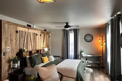 Image de Rustic King Cottage @ Sandstone Rustic Retreat