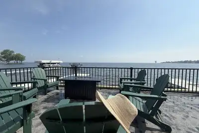 Image de Huge 6br Oneida Lakefront Retreat - Sleeps 20!