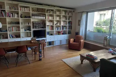 Image de Magnifique appartement moderne à Saint Germain des Près (avec chat).
