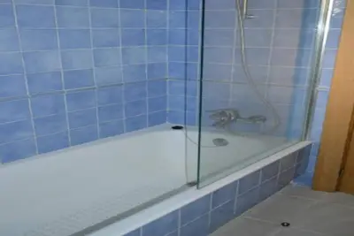 Image de Macenas 85. 1 Apartments (families and pets)