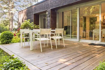 Image de Gîte Contemporain avec Jardin et Parking à La Chapelle-sur-Erdre