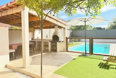 Image de Villa familiale avec piscine à 10min de Mpl (gares et aéroport) et des plages