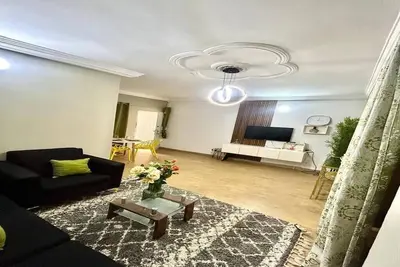 Image de Charmant appartement 2 pièces situé à Cocody centre quartier Bonoumin