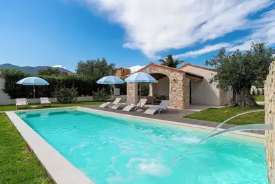 Casa Moros 6, Emma Villas