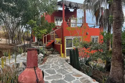 Image de Colorful 2-bed, 2-bath home with mountain views & close to beach in Todos Santos