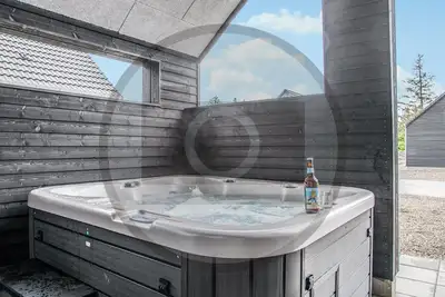 Superbe maison à Glesborg avec jacuzzi