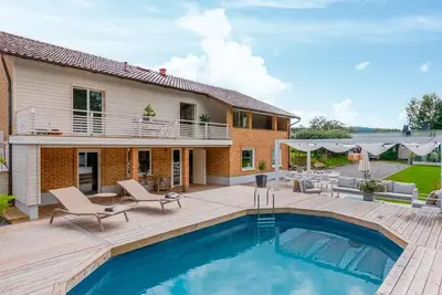 Image de Belle maison à Sparsör