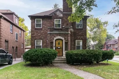Image de Charming 3br Detroit Home Near Downtown – Cozy & Convenient!