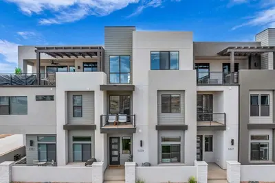 Image de Desert Color Escape (by Ember Stays)