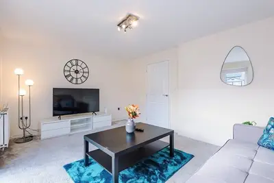 Contractor Stay – 30% Off, Near Etihad Stadium