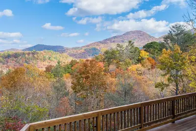 Image de Beautiful Mountain Views-Fenced Yard-Ev Charger