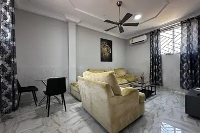 Image de Modern 2-Bedroom Apartment Near Beach - Rose Villa Accra Suite G2