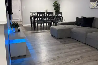 Image de 2-bedroom townhome in awesome Charlotte with Ac, WiFi