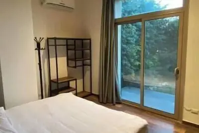 Image de Villa in Greya Inside Beverly Hills