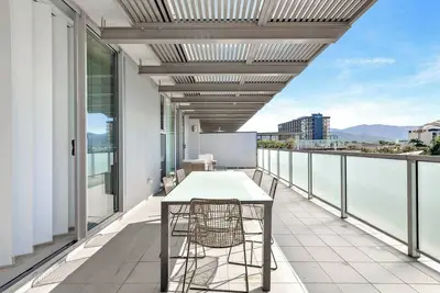 Image de Cairns Coastal Charmer Your Waterfront Sanctuary