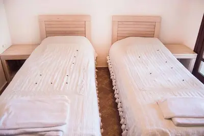 Image de Bv-460 4 Bedroom Holiday Villa with Private Swimming Pool for Rent