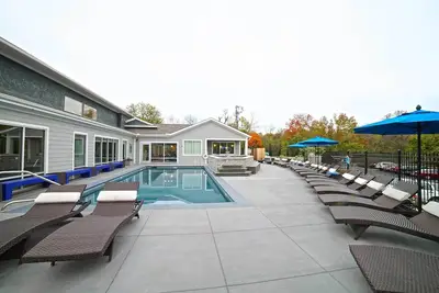 Image de Charming 2-bedroom apartment with Ac, fitness room in enjoyable Lawrence