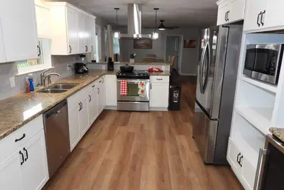 Image de Lost Pine Retreat: Pool, Spa-Style Hot Tubs, Arcade Room, Bbq Cookout & Fire pit