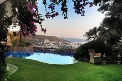 Image de Bv-415 3 Bedroom Holiday Villa with Private Pool and Detached Garden for Rent