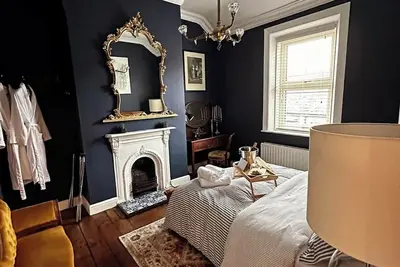 Image de Room in a house - blue room