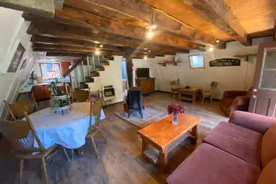 Image de Elk Trail Lookout- Tranquil cabin with WiFi- 2 bedrooms available