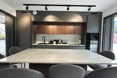 Image de Appartement T3 dans une maison neuve entre Lac et les montagnes 5min de la plage