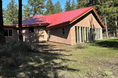Image de Magnificent Mountain Retreat. \nHundreds of secluded acres to roam. \nPet friendly