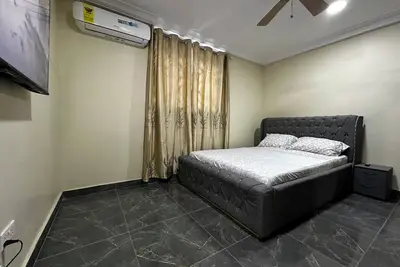 Image de Modern 2-Bedroom Apartment Near Beach - Rose Villa Accra Suite F1