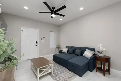 Image de Hummingbird Haven 11 with 2Bed 2. 5Bath and Patio