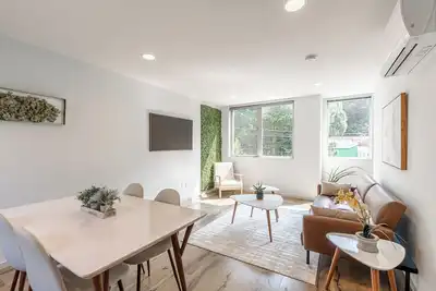 Image de Alki Home w Parking, Fast WiFi, Steps to the Beach