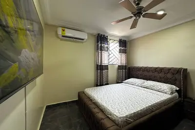 Image de Modern 2-Bedroom Apartment Near Beach - Rose Villa Accra Suite F2