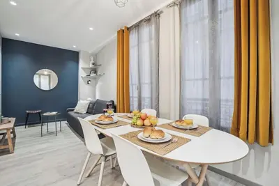 Image de BnBNook - Stay in Paris’ Heart – Eiffel Tower