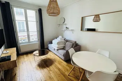 Image de BnBNook - Cosy 1br Near Sacré-Cœur and Moulin Rouge
