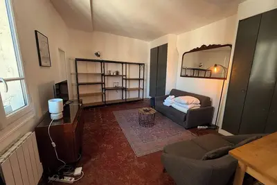 Image de BnBNook - Chic 1br Close to Louvre and Opera