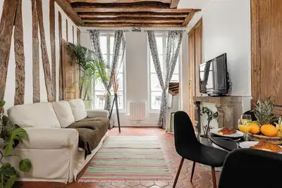 Image de BnBNook - Unique 1br Steps from Montorgueil