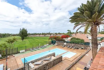 Elegant Bungalow|Views|Swimming pool|Golf Camp