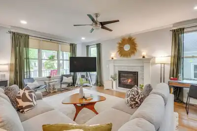 Image de 1 Mi to Dtwn: Upscale Retreat in Durham!