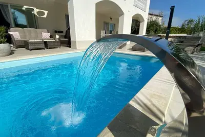 Image de Appartement de deux chambres avec la terrasse Pag (A-24360-b)