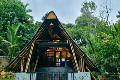 Image de Romantic Bamboo Retreat with Lake View - Private & Peaceful Nature Stay