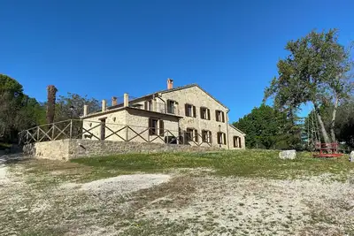 Image de Relax in our Bed & Breakfast between horses and olive trees.
