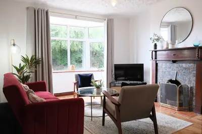 Image de Bright and Spacious 4 Bedroom Home in Bedford