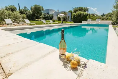 Image de Villa à Carovigno avec 4 chambres à coucher, 8 couchages