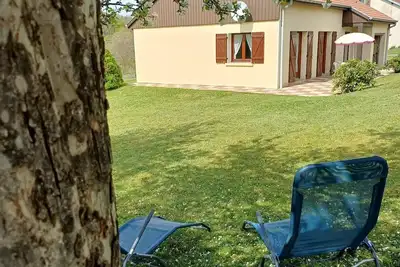 Image de Maison de campagne paisible avec vaste espace extérieur