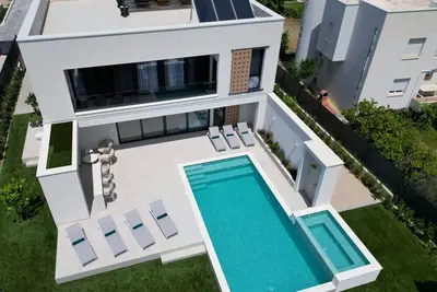 Image de Villa Nikandra\nA six bedroom Villa designed for a perfect holiday