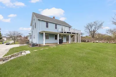 Image de Charming 2-bedroom in delightful Narragansett with WiFi, Ac. Walk to beach!