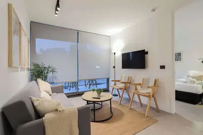 Comfort & Style 2br Las Condes Apt, 5 Guests