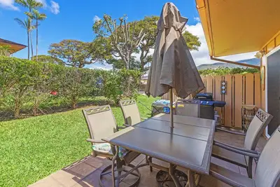 Image de 153-1 Relaxing Puamana 2br + Loft | Steps to Shoreline