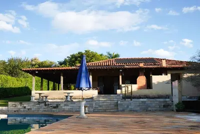 Image de Chácara em Cássia com Natureza e Piscina
